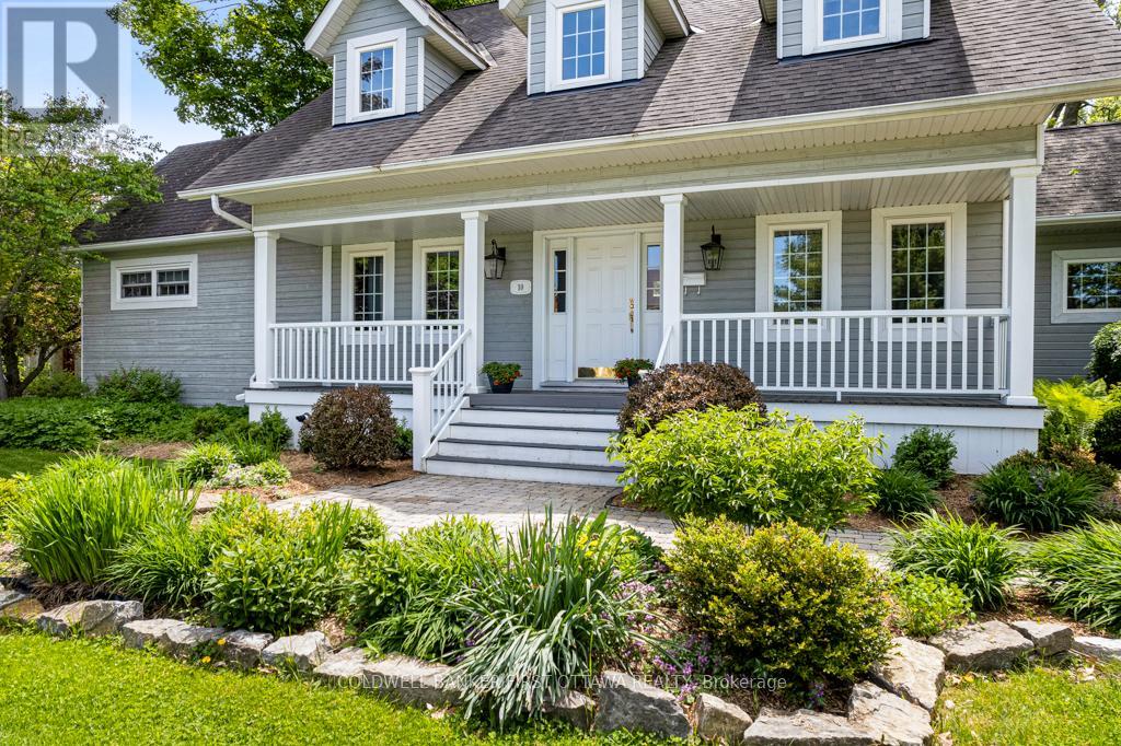 10 PERKINS BOULEVARD