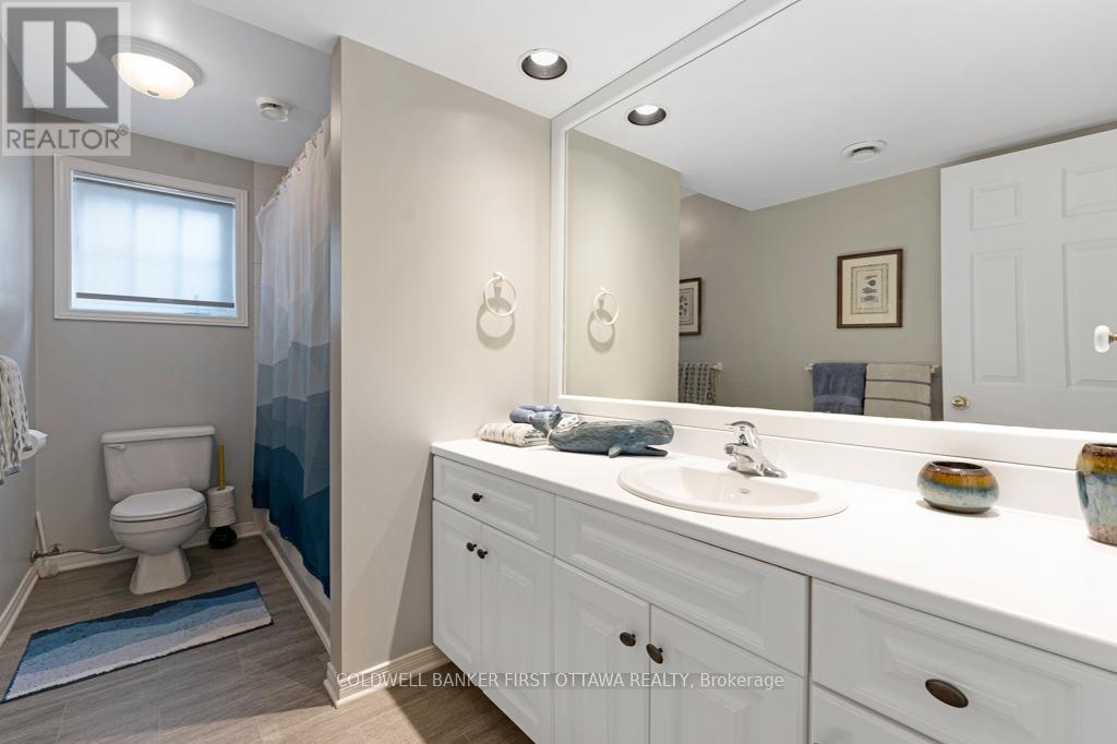 10 PERKINS BOULEVARD