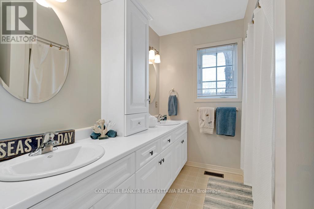 10 PERKINS BOULEVARD