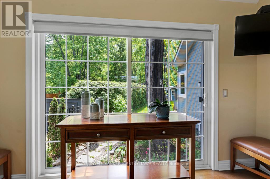 10 PERKINS BOULEVARD