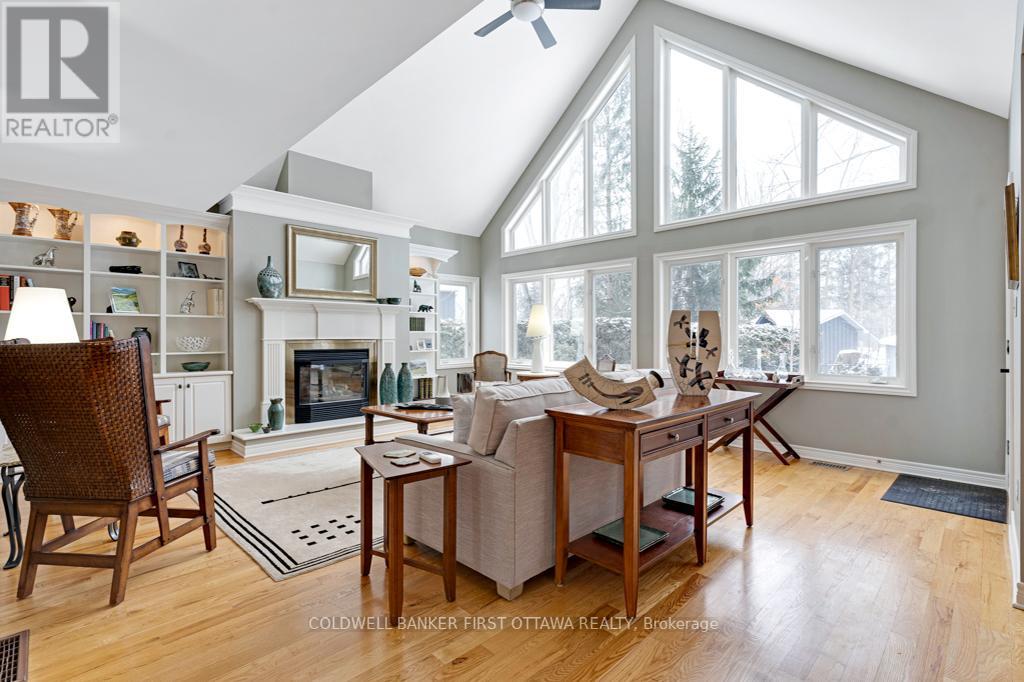 10 PERKINS BOULEVARD