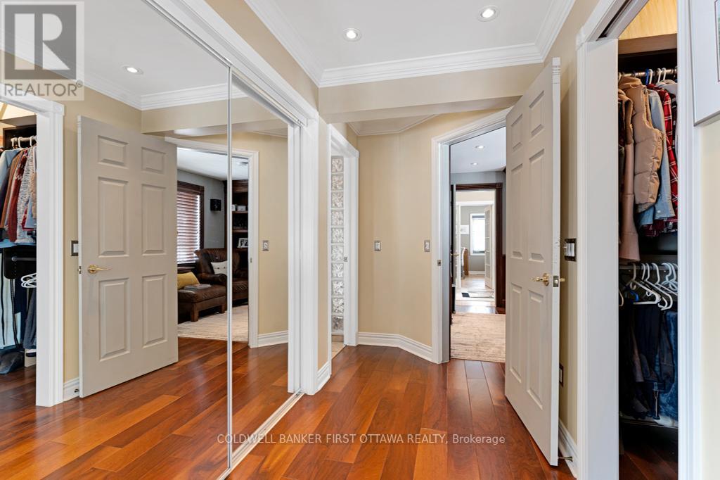 10 PERKINS BOULEVARD