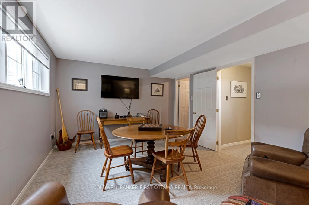 10 PERKINS BOULEVARD