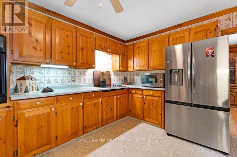 1102 EBBS BAY ROAD