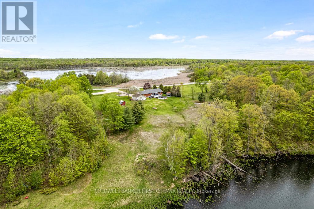 467 LAKE ELOIDA ROAD