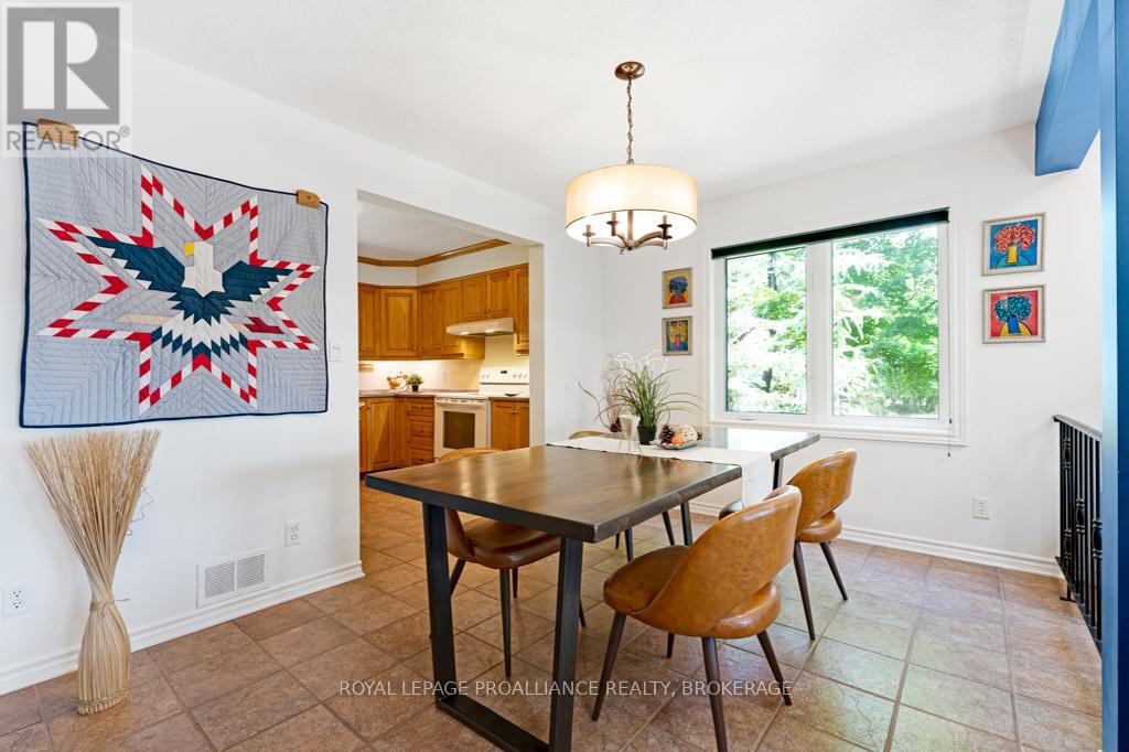 399 HARDWOOD RIDGE