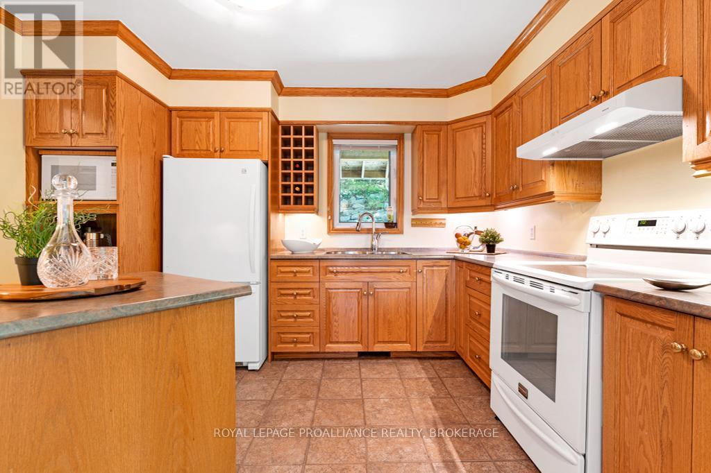399 HARDWOOD RIDGE