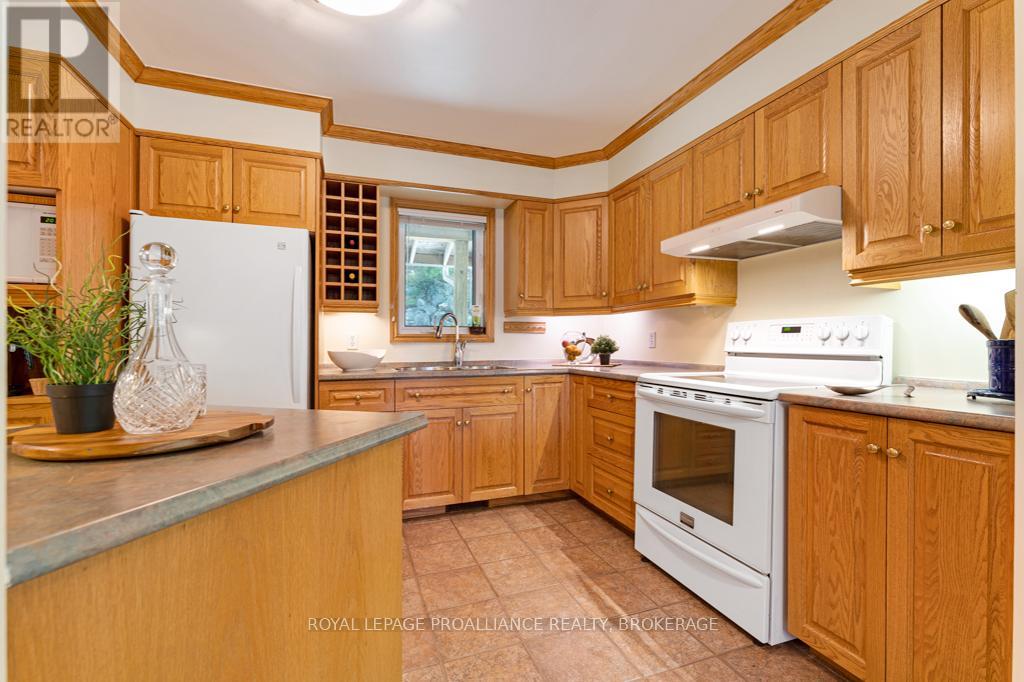 399 HARDWOOD RIDGE