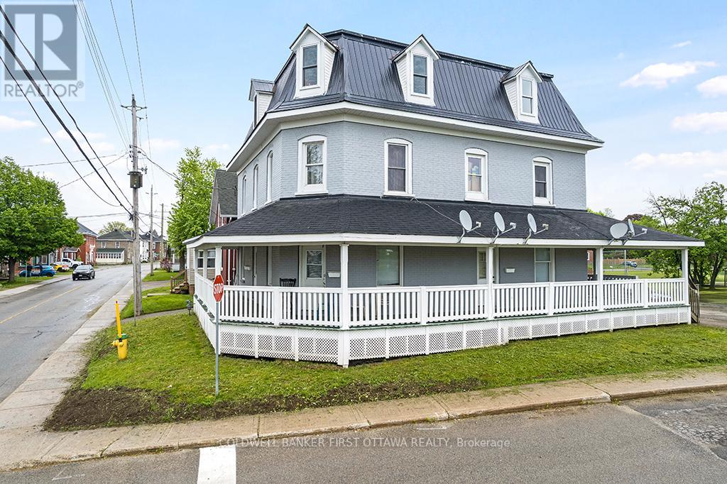 151 CHAMBERS STREET
