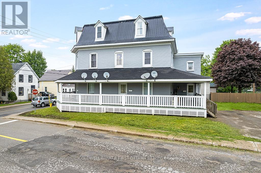 151 CHAMBERS STREET