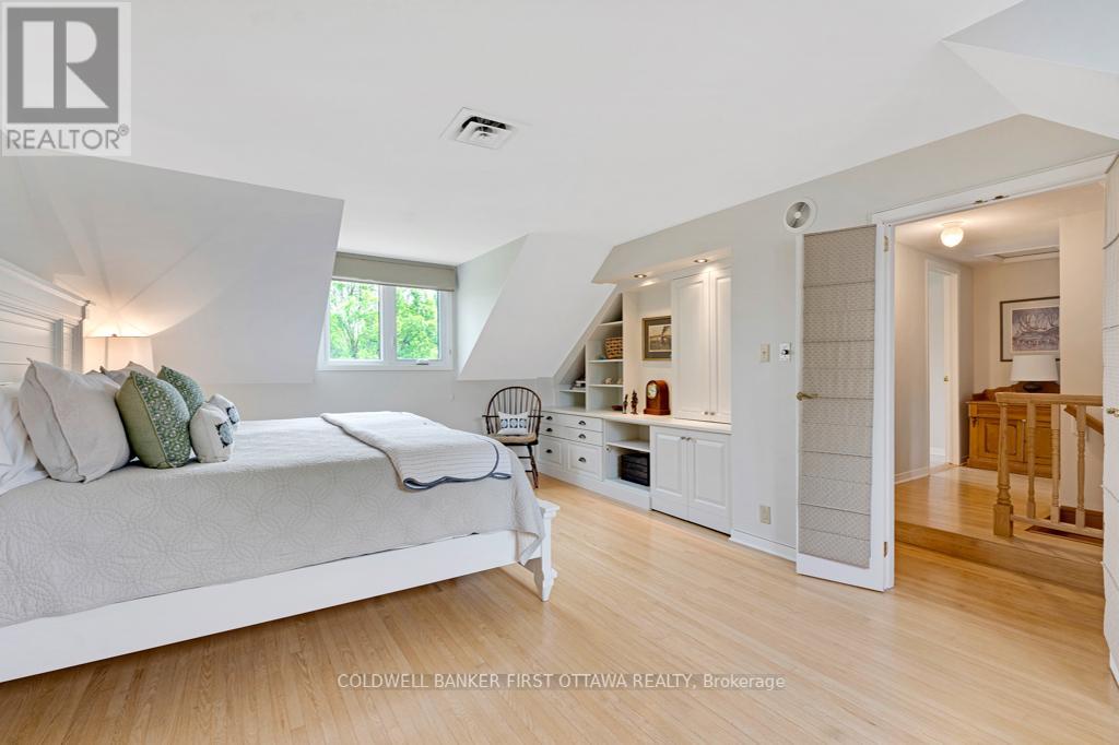 2603 RAMSAY 6D CONCESSION