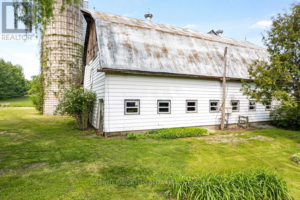 2603 RAMSAY 6D CONCESSION