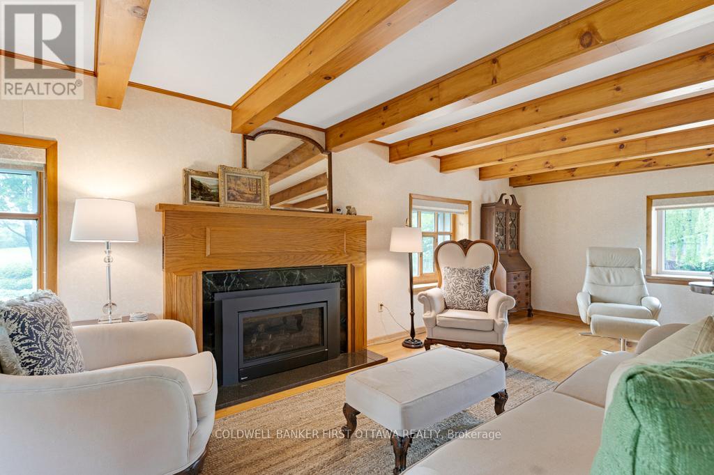 2603 RAMSAY 6D CONCESSION