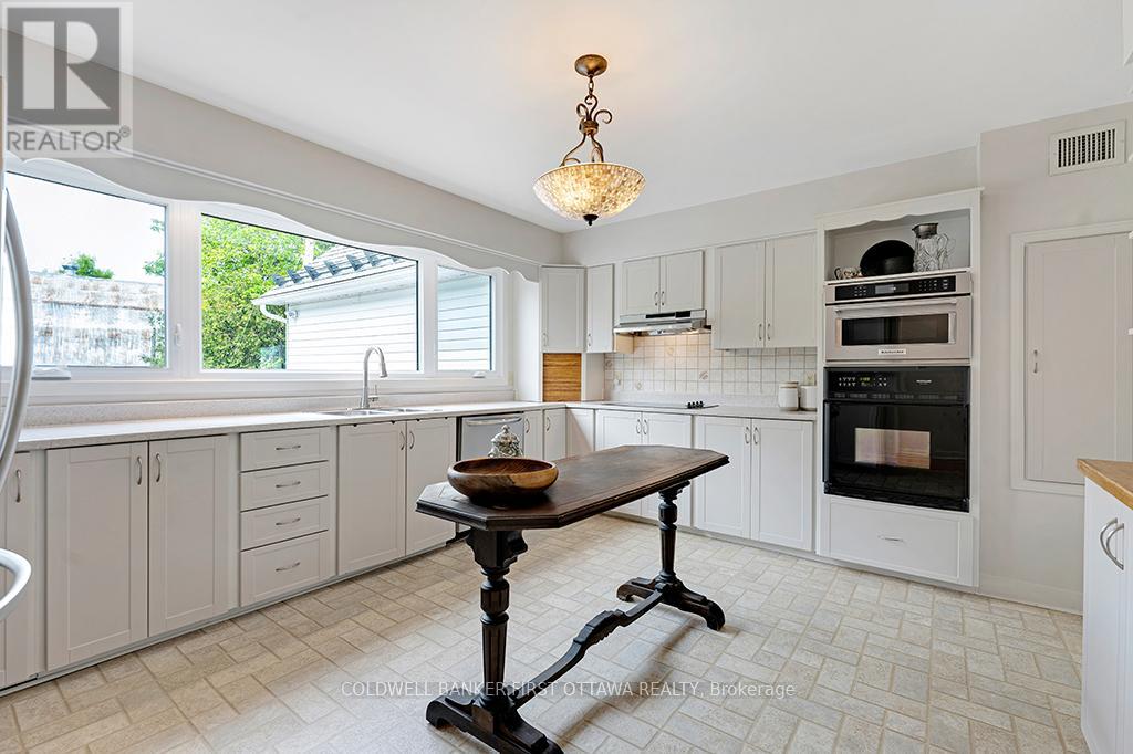 2603 RAMSAY 6D CONCESSION