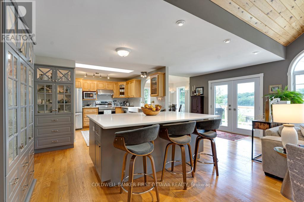 1718 BLUE HERON RIDGE