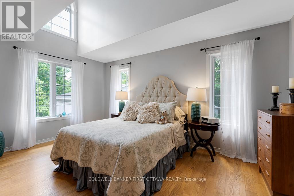 1718 BLUE HERON RIDGE