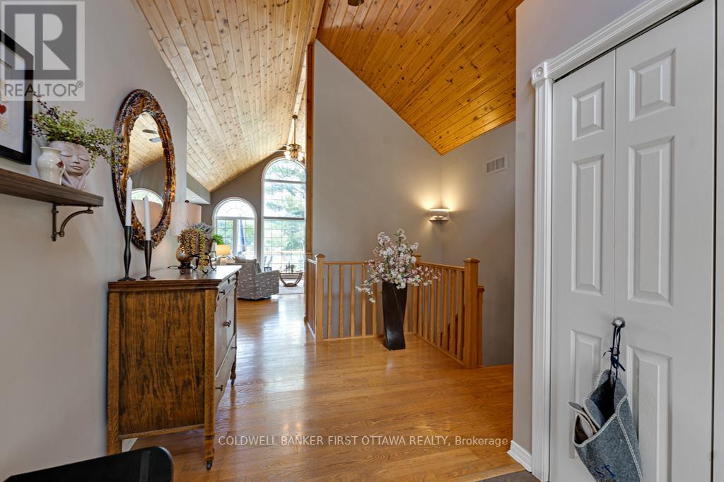 1718 BLUE HERON RIDGE