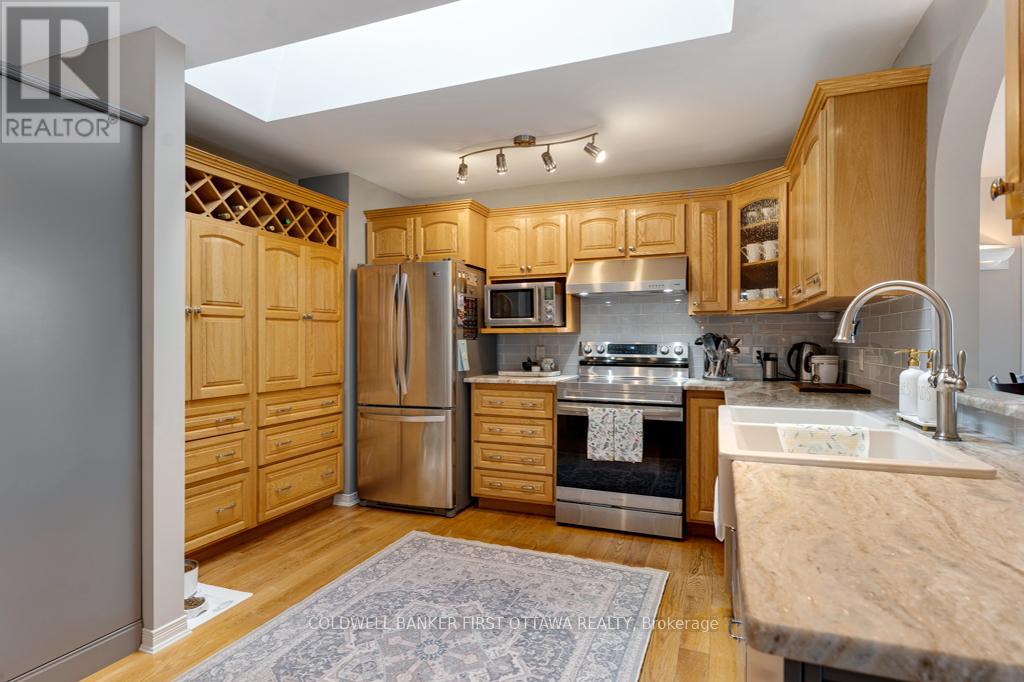 1718 BLUE HERON RIDGE