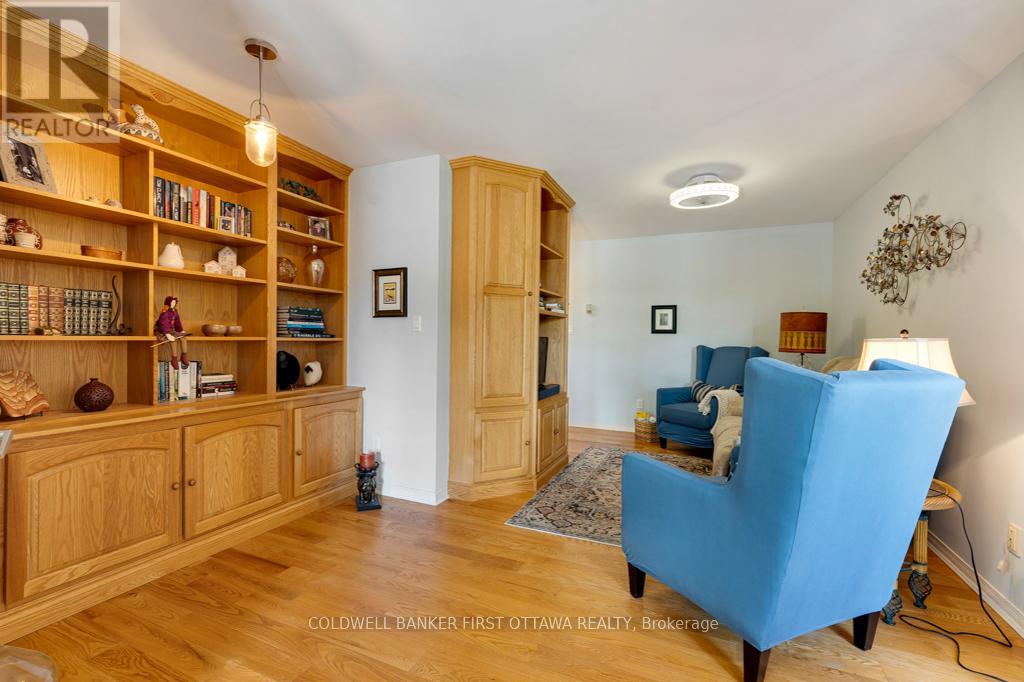 1718 BLUE HERON RIDGE