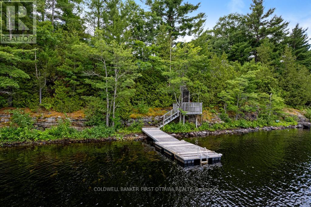 1718 BLUE HERON RIDGE