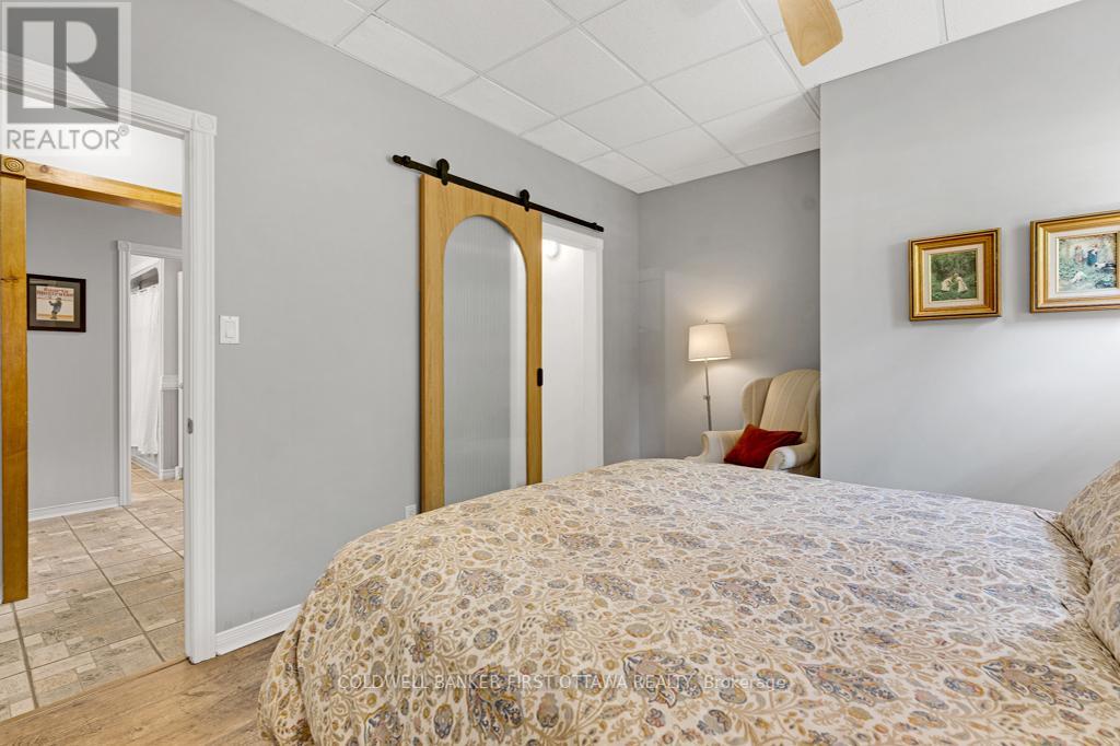 1718 BLUE HERON RIDGE