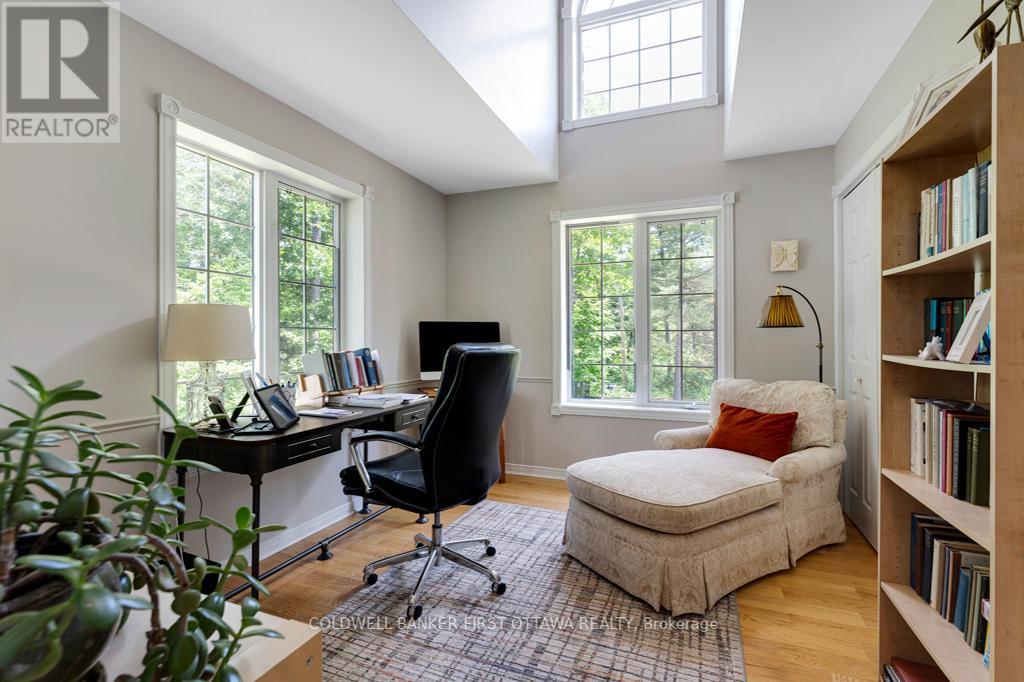 1718 BLUE HERON RIDGE