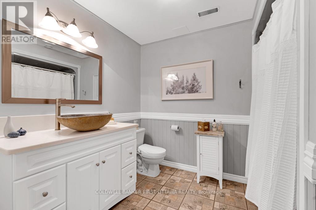 1718 BLUE HERON RIDGE