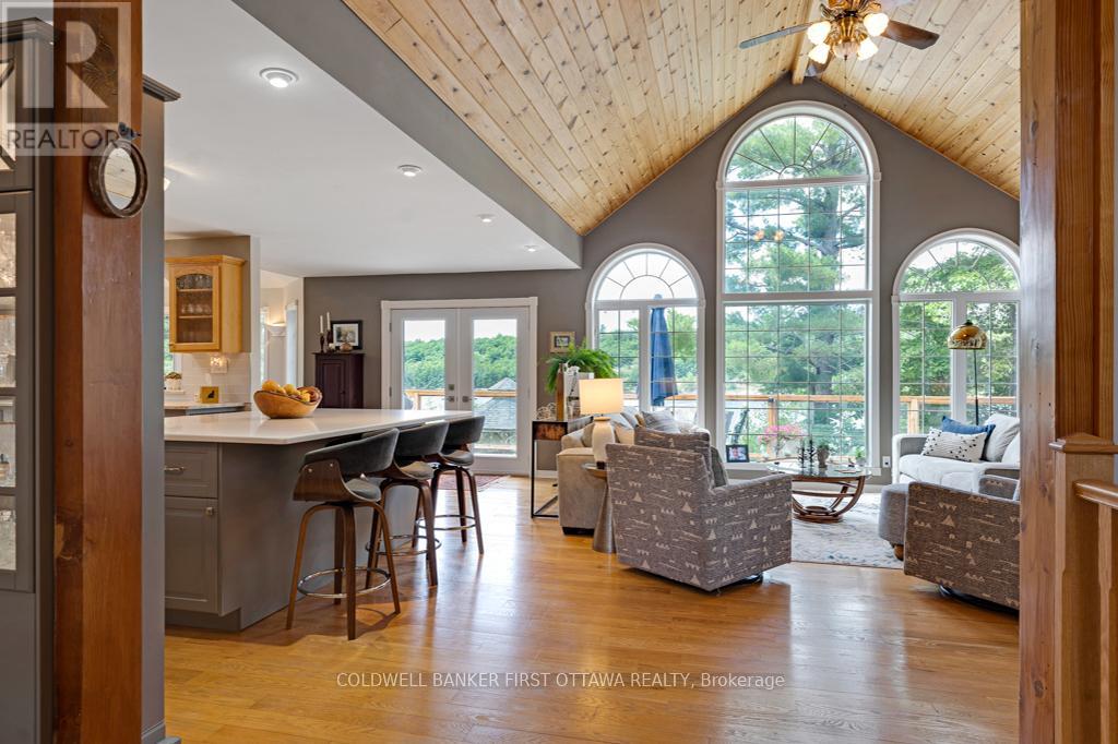 1718 BLUE HERON RIDGE