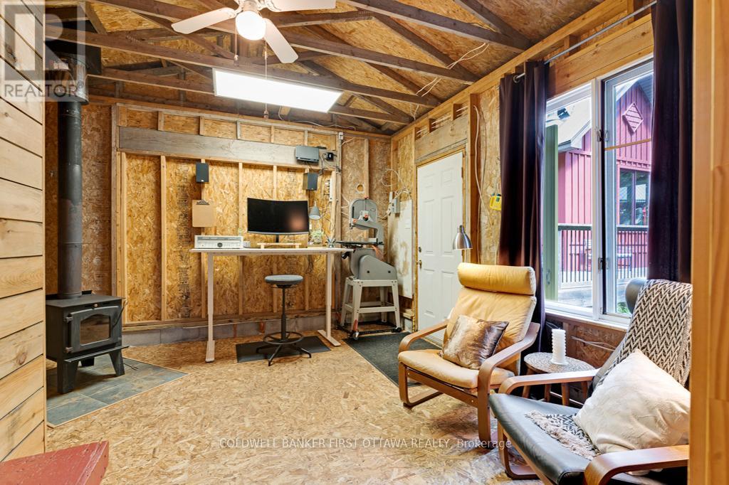1245 NORTH SHORE ESTATES LANE