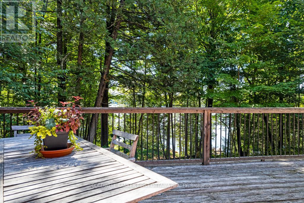 1245 NORTH SHORE ESTATES LANE