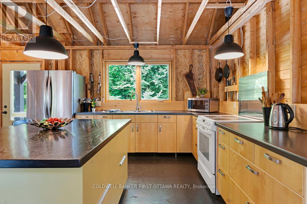 1245 NORTH SHORE ESTATES LANE