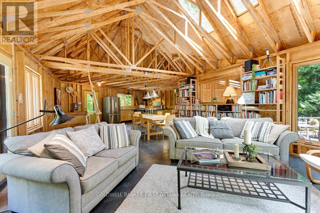 1245 NORTH SHORE ESTATES LANE