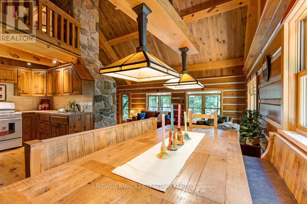 2275 PALMERSTON LAKE