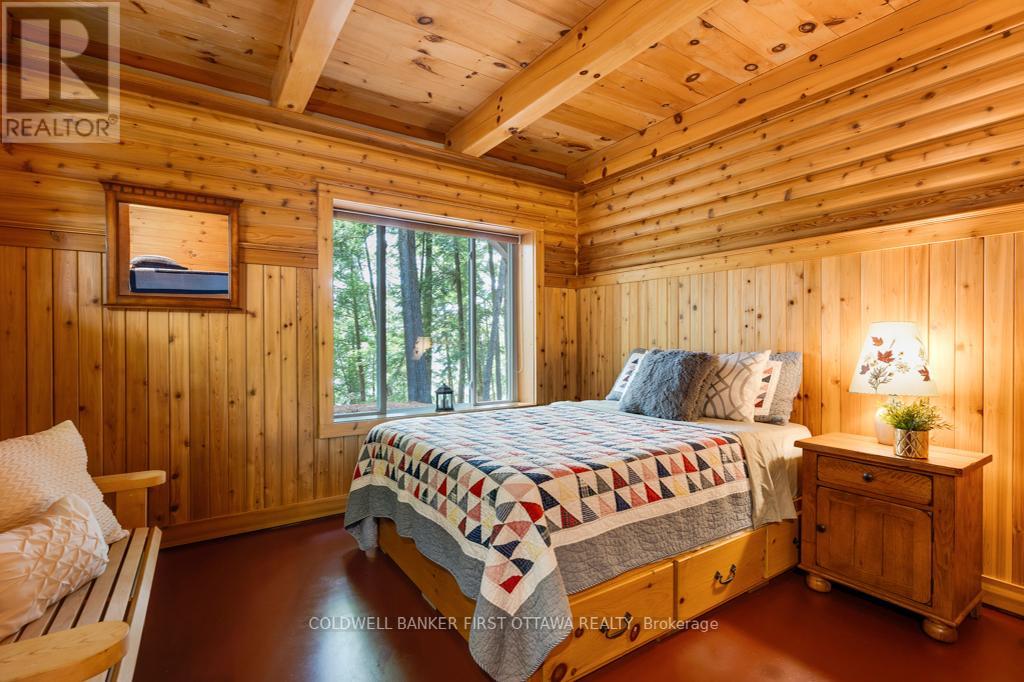 2275 PALMERSTON LAKE