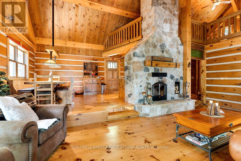 2275 PALMERSTON LAKE