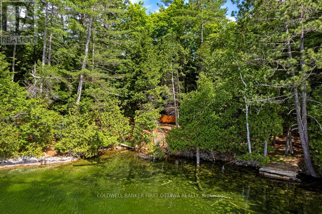 2275 PALMERSTON LAKE
