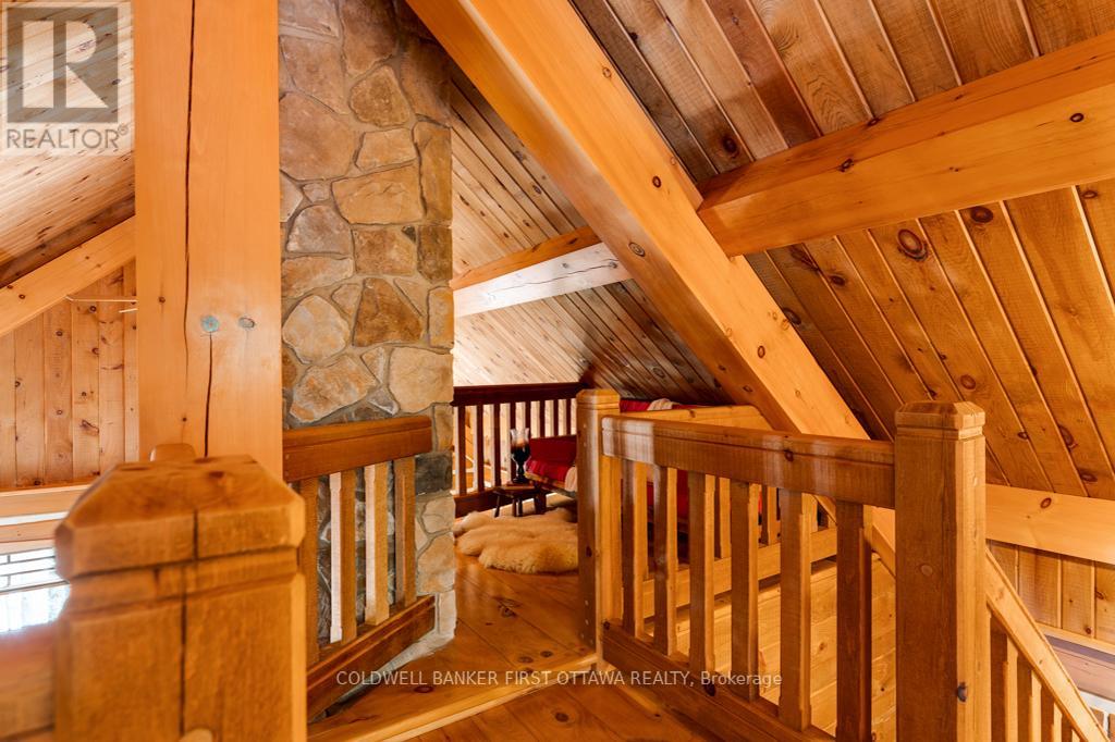 2275 PALMERSTON LAKE