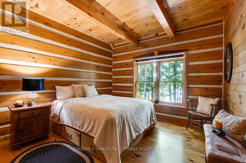 2275 PALMERSTON LAKE