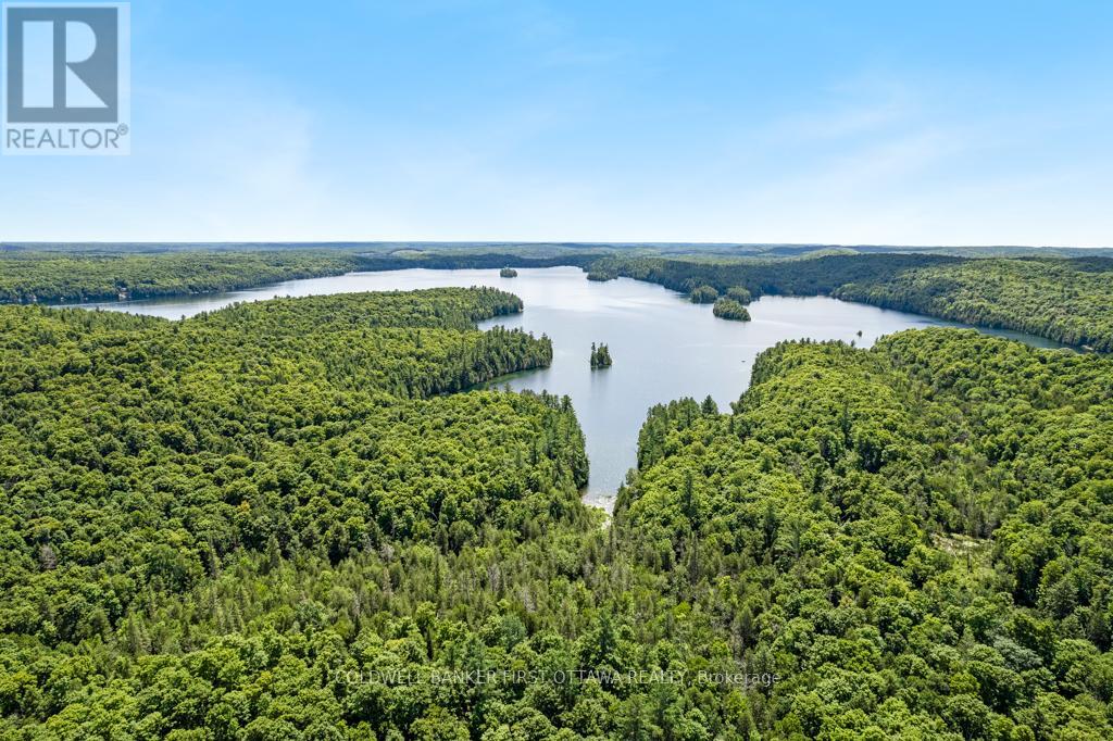 000 PALMERSTON LAKE