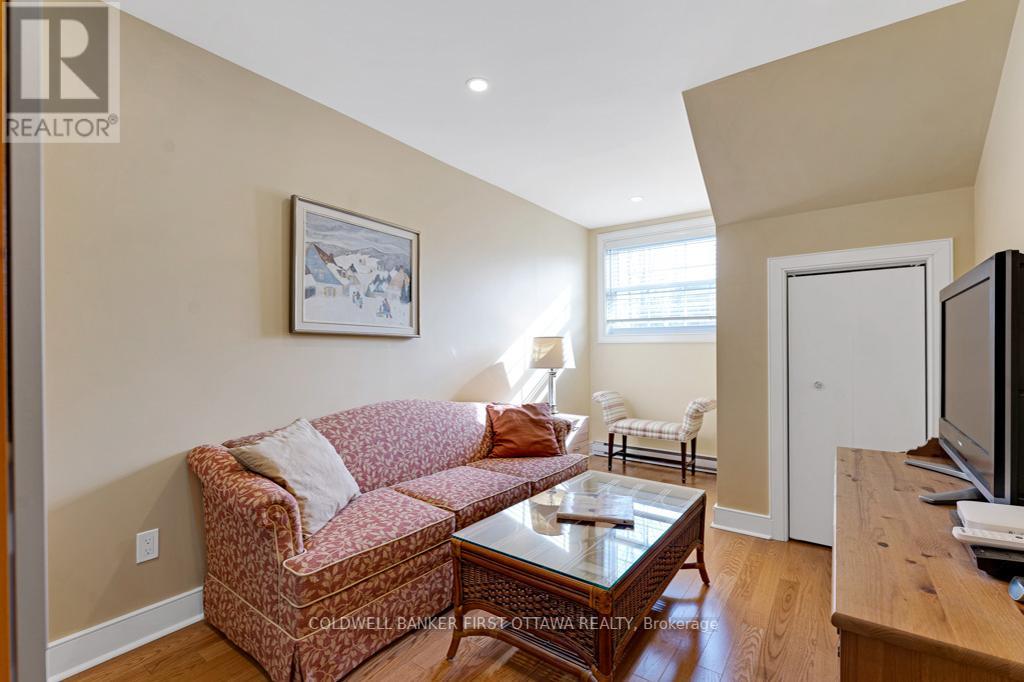 5B LEWIS STREET