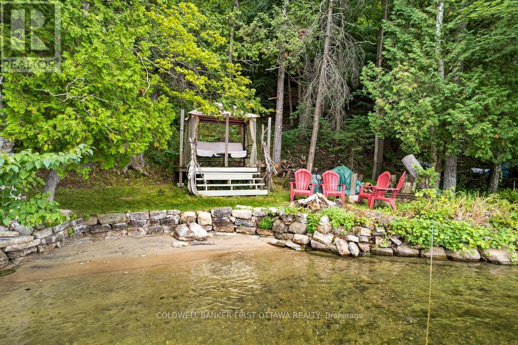 4712 BRITON HOUGHTON BAY ROAD