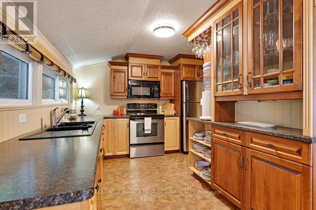 4712 BRITON HOUGHTON BAY ROAD