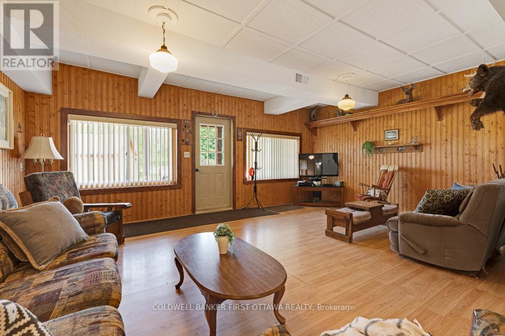 1373 FLOWER STATION ROAD