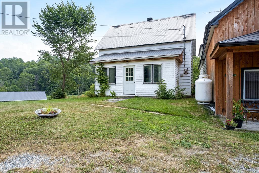 1373 FLOWER STATION ROAD