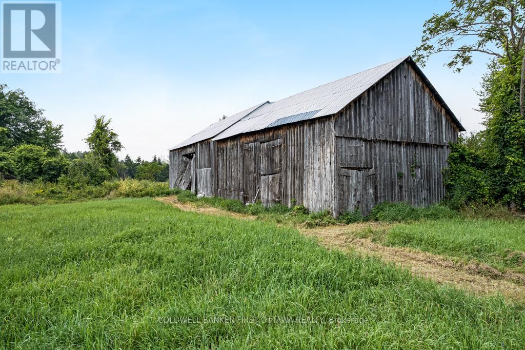 2565 CHRISTIE LAKE ROAD