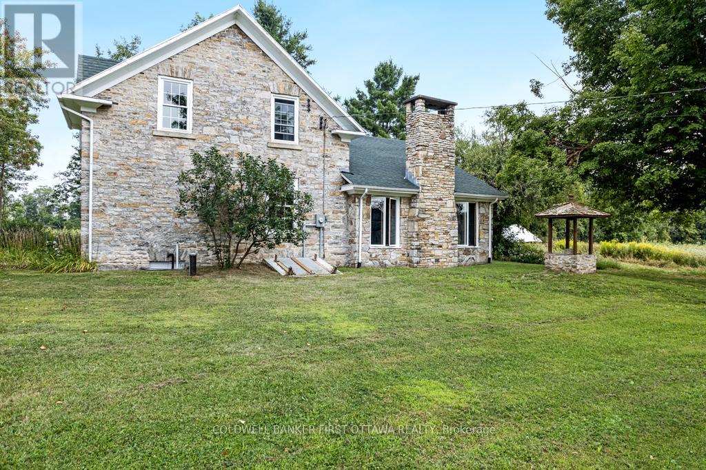 2565 CHRISTIE LAKE ROAD