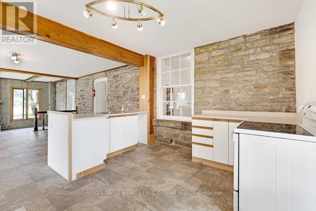 2565 CHRISTIE LAKE ROAD