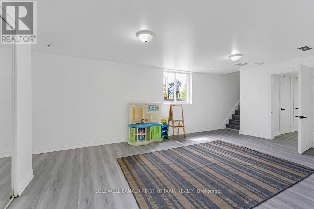 467 LAKE ELOIDA ROAD