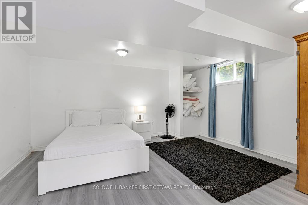 467 LAKE ELOIDA ROAD