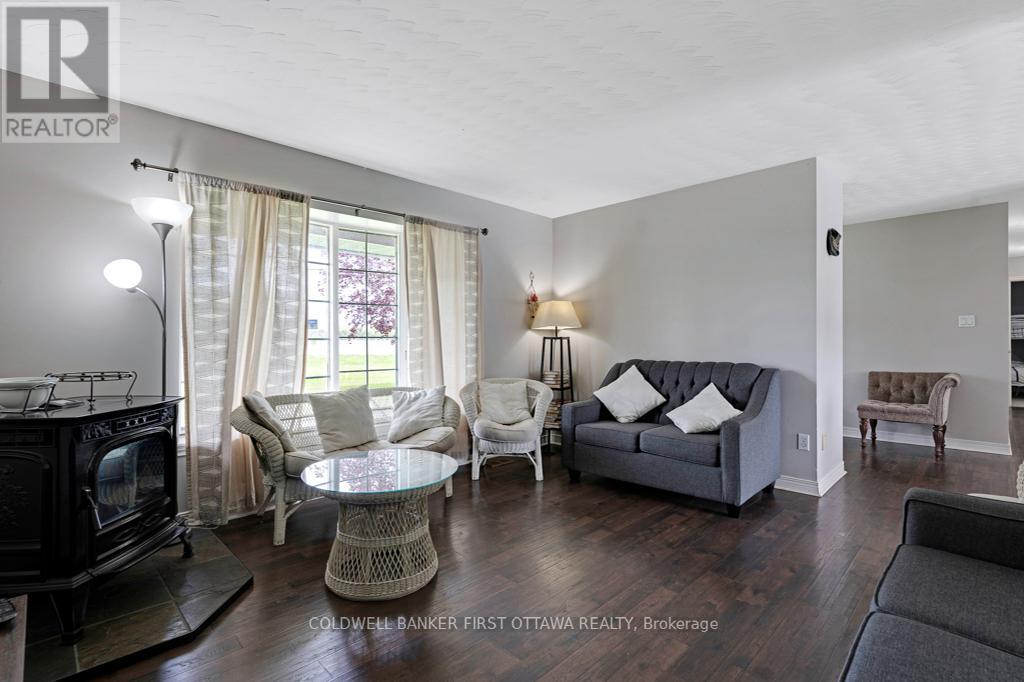 467 LAKE ELOIDA ROAD